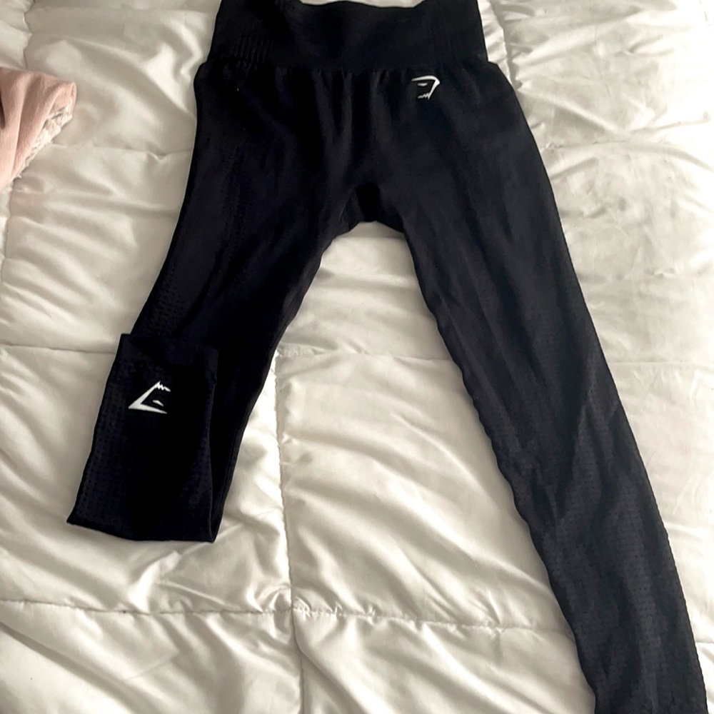 Full length tummy control black Gym Shark leggings
